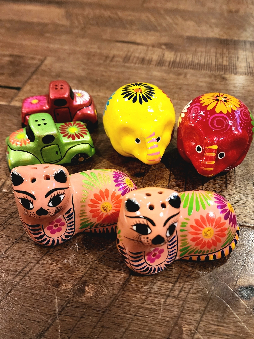 Hand-Painted Ceramic Animal And Trucks Salt And Pepper Shaker Sets-